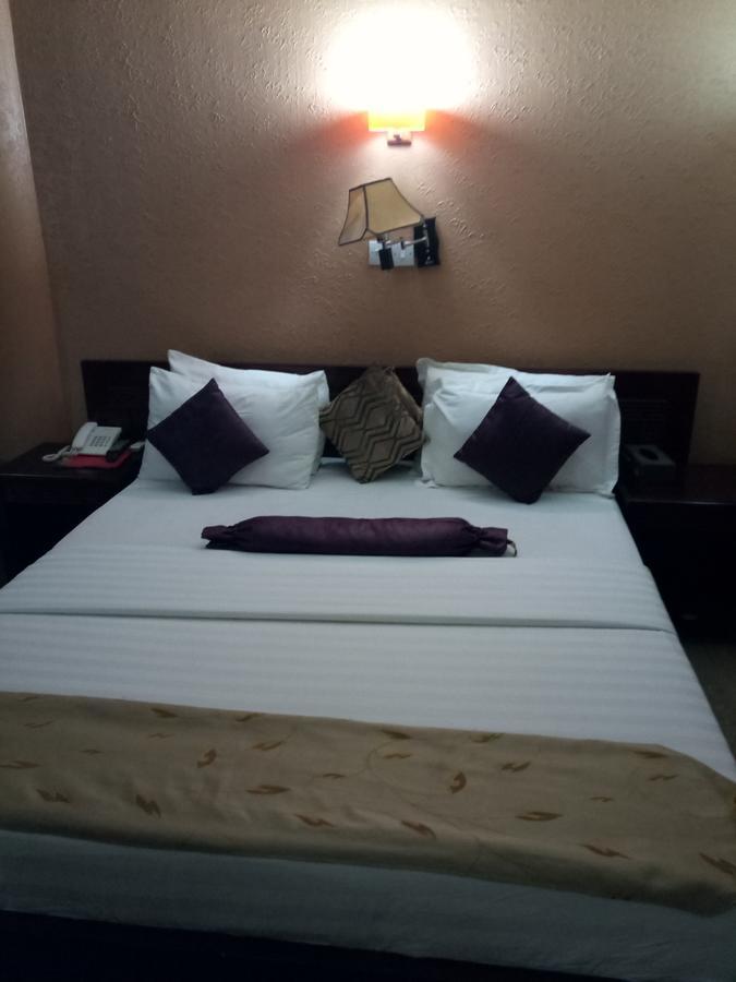Crocodile Hotels And Restaurant Limited Кадуна Экстерьер фото